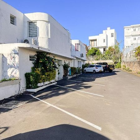 Bleu Des Zil Apartment Grand Baie Exterior photo