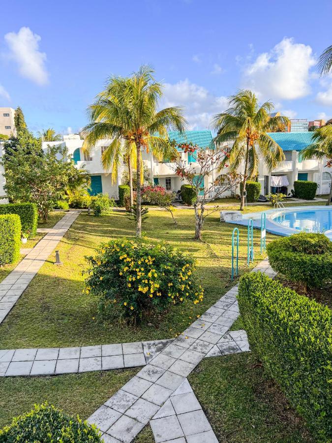 Bleu Des Zil Apartment Grand Baie Exterior photo